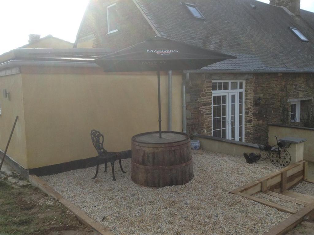 Villa Le Bois Gautier Savigny-le-Vieux Esterno foto